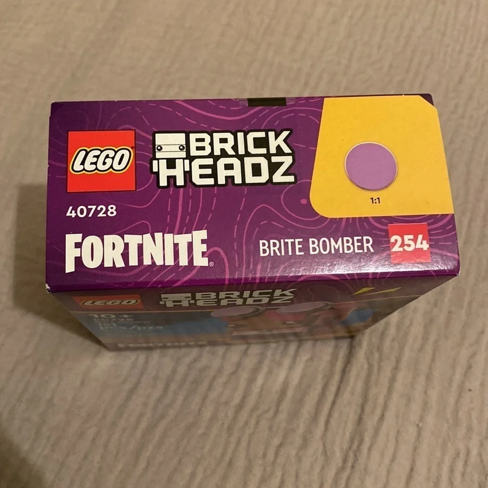LEGO 40728 BRICK HEADZ BRITE BOMBER . New